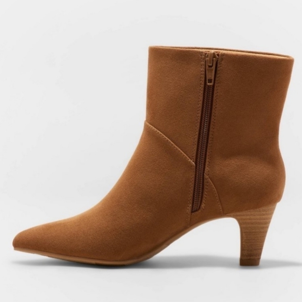 Women's Frances Ankle Boots - Universal Thread Brown 6, 6.5, 8 & 8.5 & 11 - Picture 1 of 3